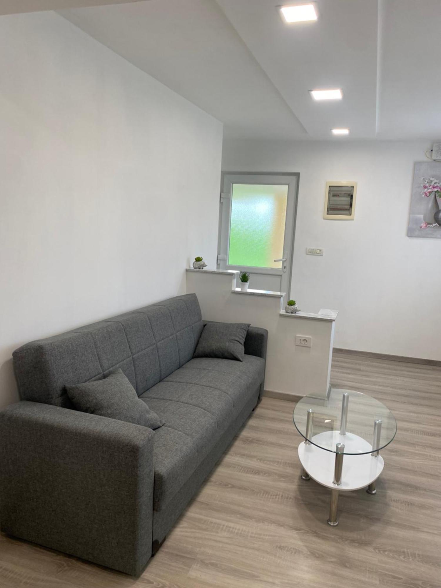 Apartma La Vita Копер Екстериор снимка