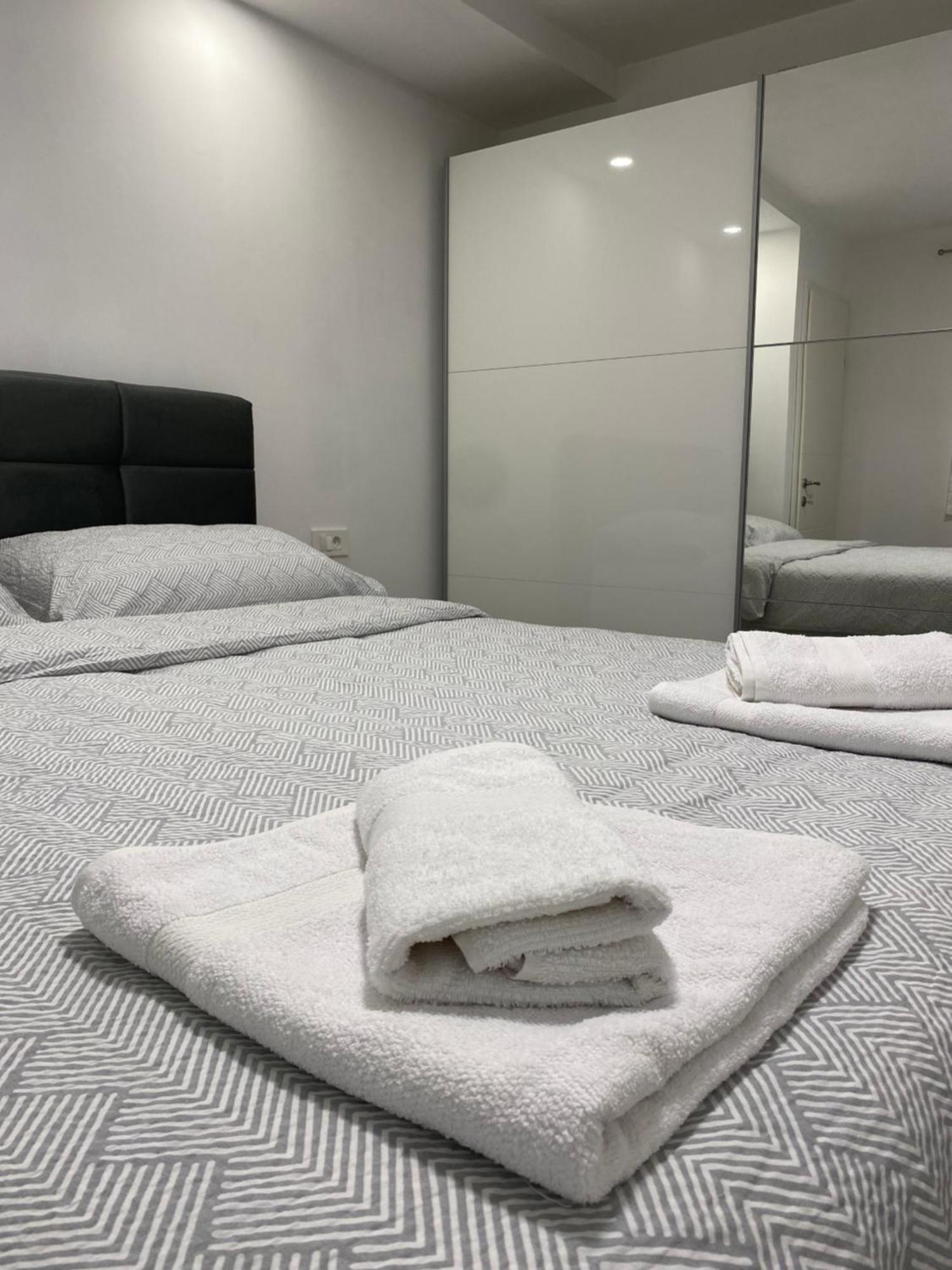 Apartma La Vita Копер Екстериор снимка