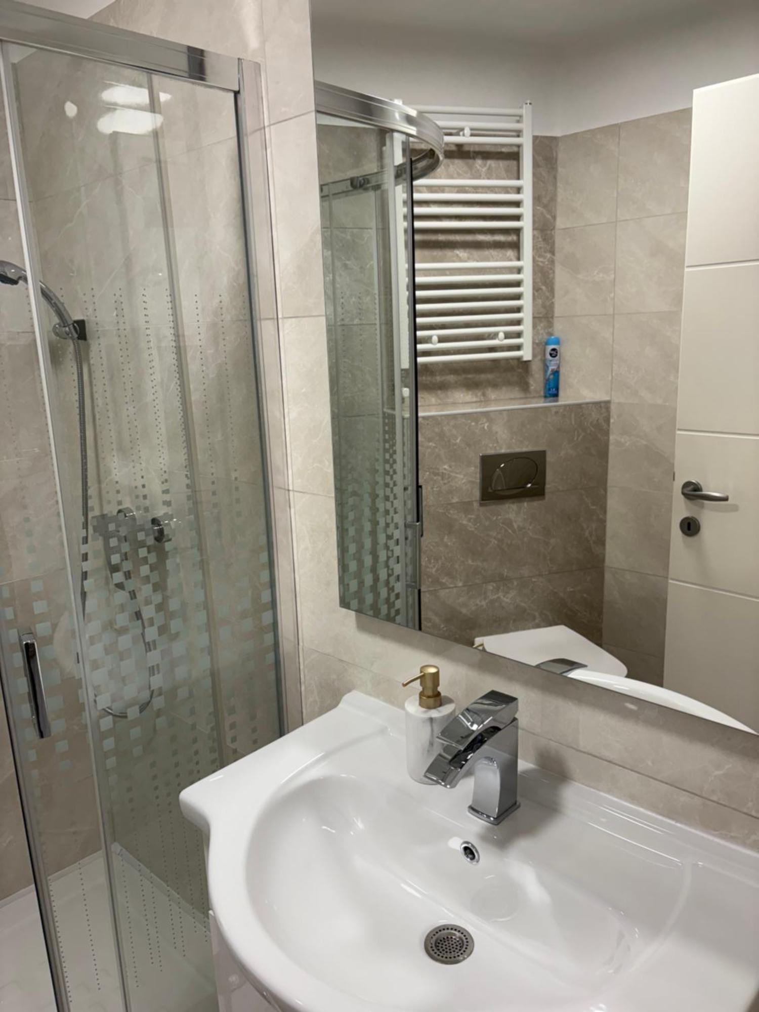 Apartma La Vita Копер Екстериор снимка